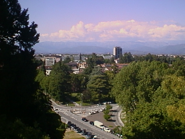 canon powershot 350 udine street photography