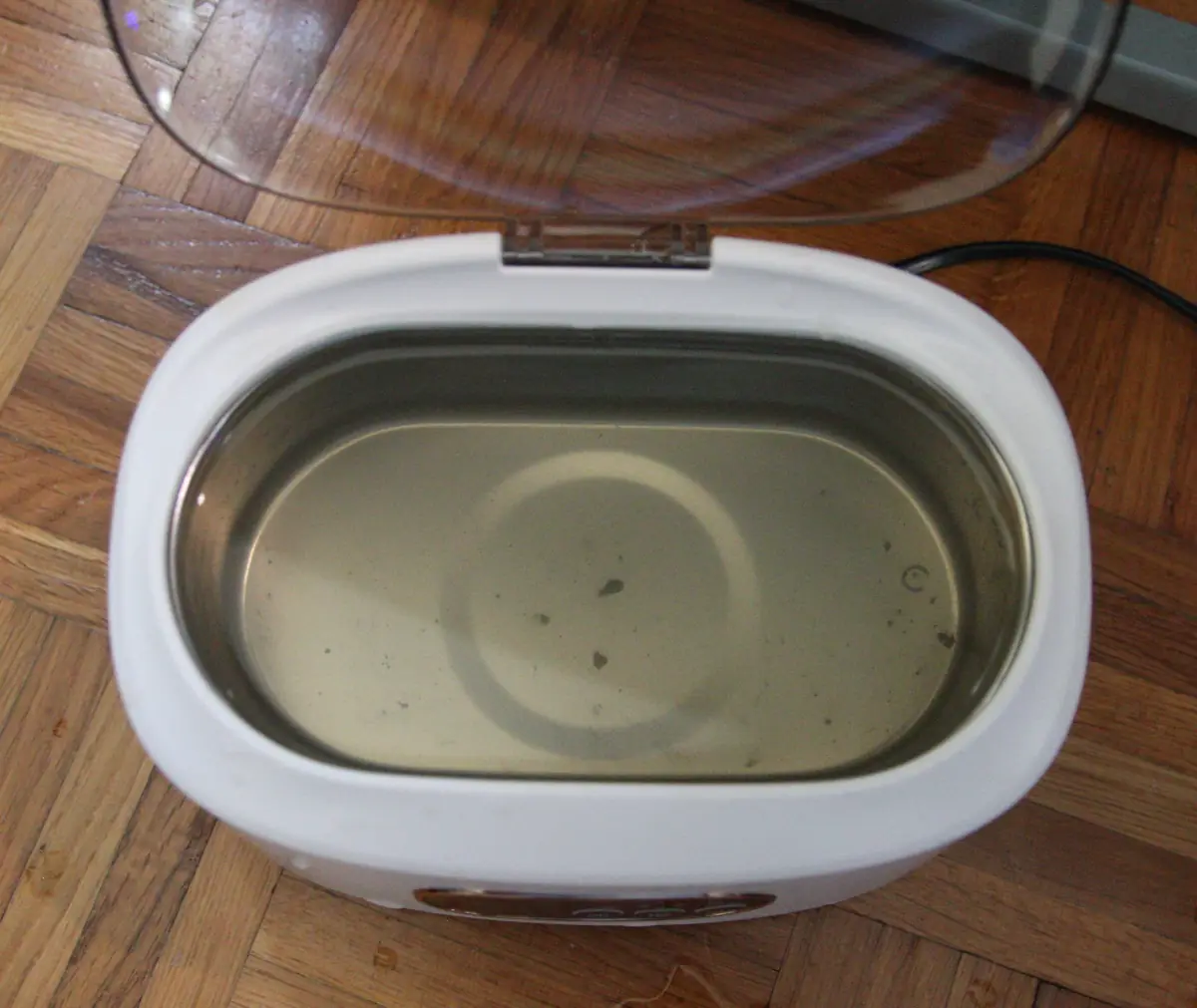 Ultrasonic cleaning residue