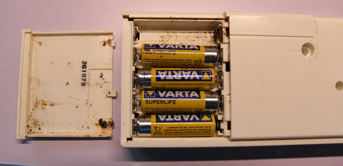 Casio VL-5 battery compartment before cleaning