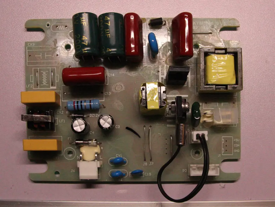 Skymen ZX-810 PCB close-up (2)