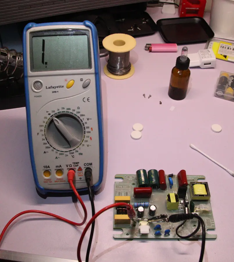 Checking the fuse on the Skymen ZX-810