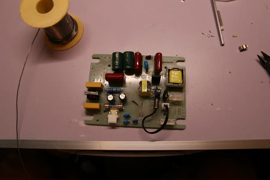 Skymen ZX-810 PCB - replacing transistor and fuse